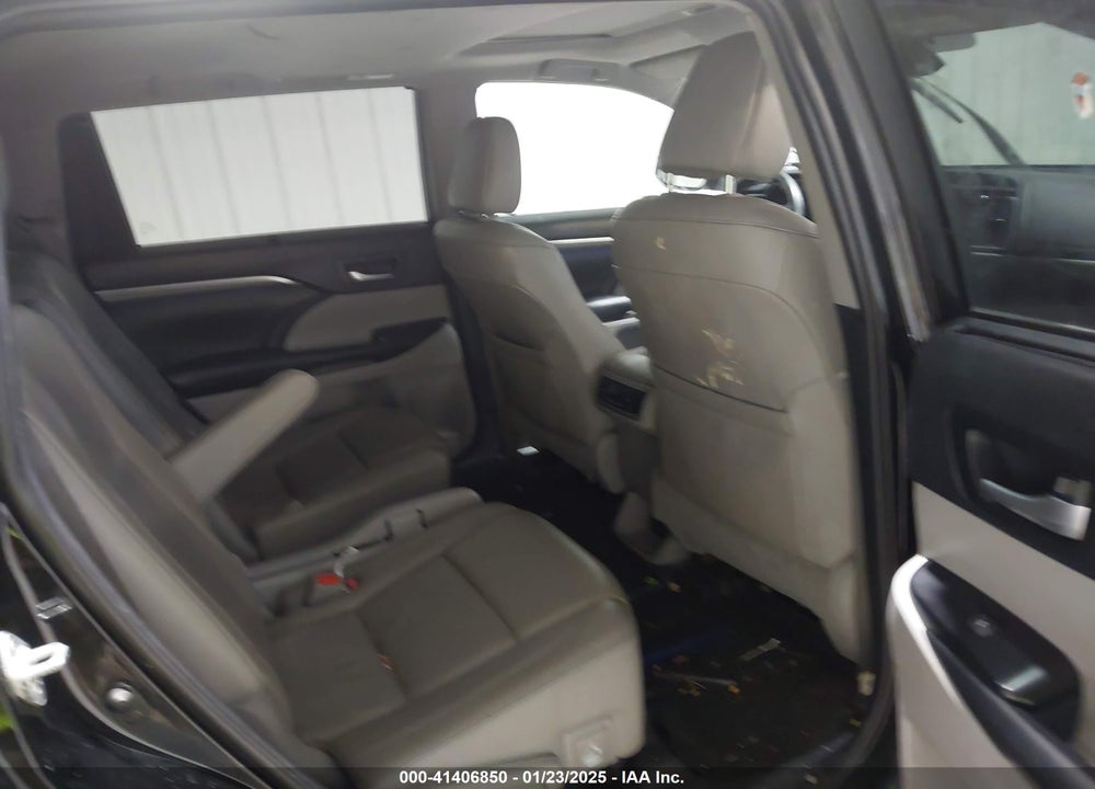 2019 TOYOTA HIGHLANDER LIMITED VIN: 5TDDZRFH6KS951134