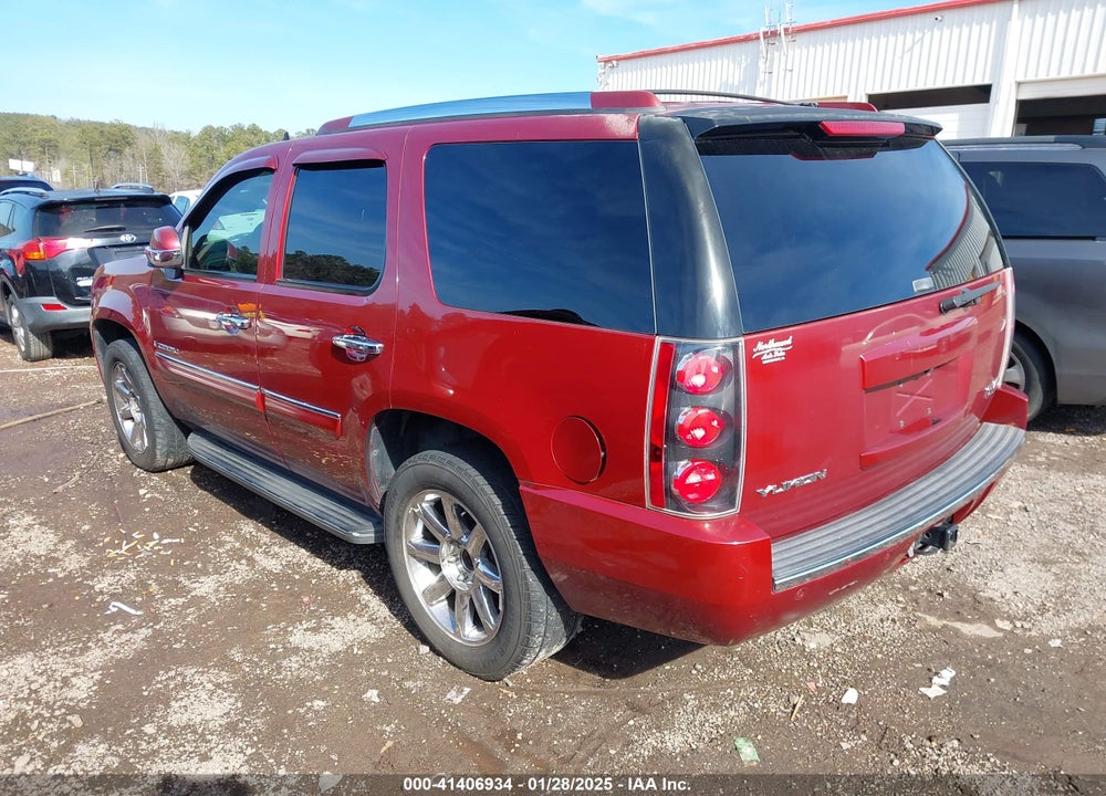 2008 GMC YUKON DENALI VIN: 1GKEC63848J188517