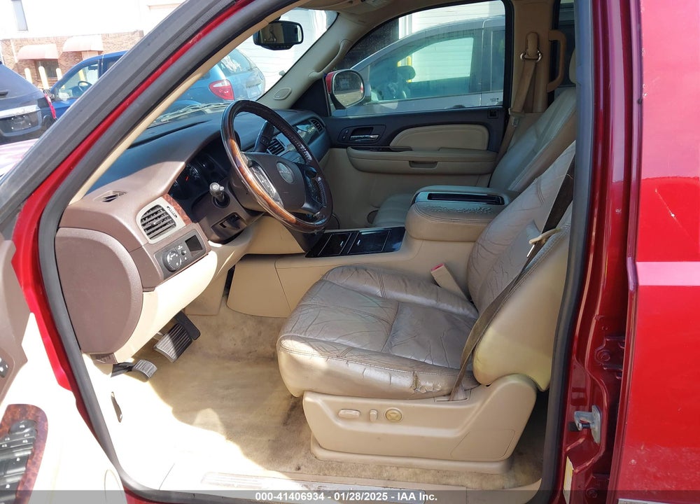 2008 GMC YUKON DENALI VIN: 1GKEC63848J188517