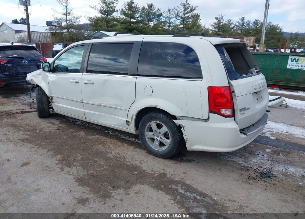 2011 DODGE GRAND CARAVAN CREW VIN: 2D4RN5DG0BR679261