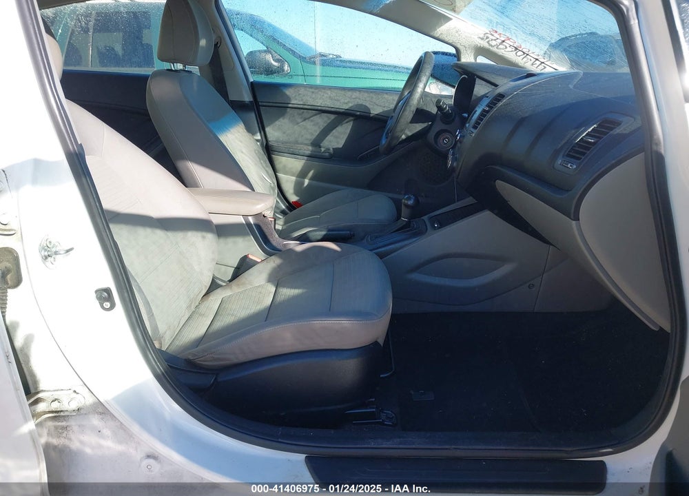 2014 KIA FORTE LX VIN: KNAFX4A67E5139176