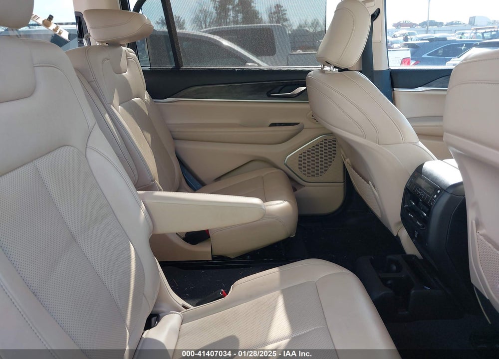 2021 JEEP GRAND CHEROKEE L LIMITED 4X4 VIN: 1C4RJKBG9M8108697