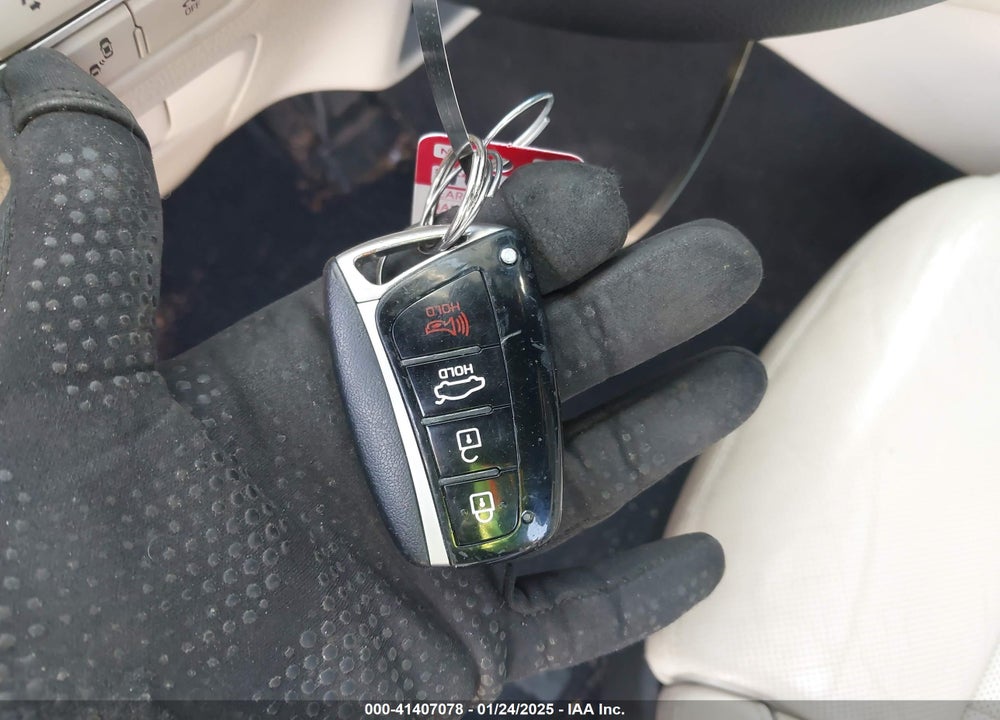 2015 HYUNDAI GENESIS VIN: KMHGN4JE8FU098807