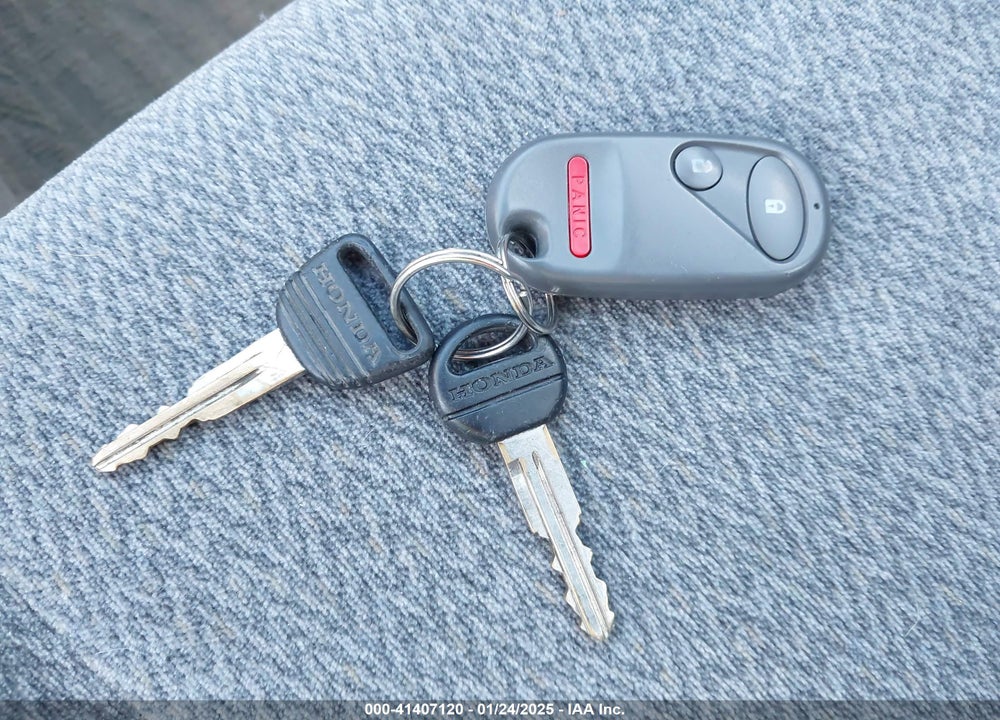 2000 HONDA CIVIC EX VIN: JHMEJ8649YS004722
