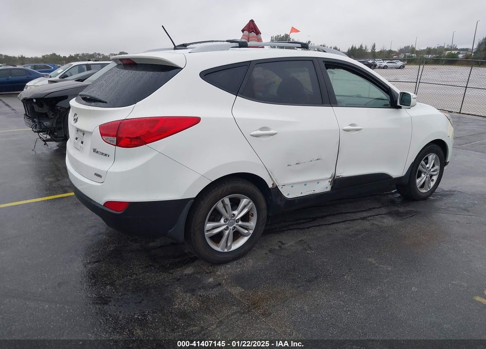 2013 HYUNDAI TUCSON GLS VIN: KM8JUCAC3DU672650