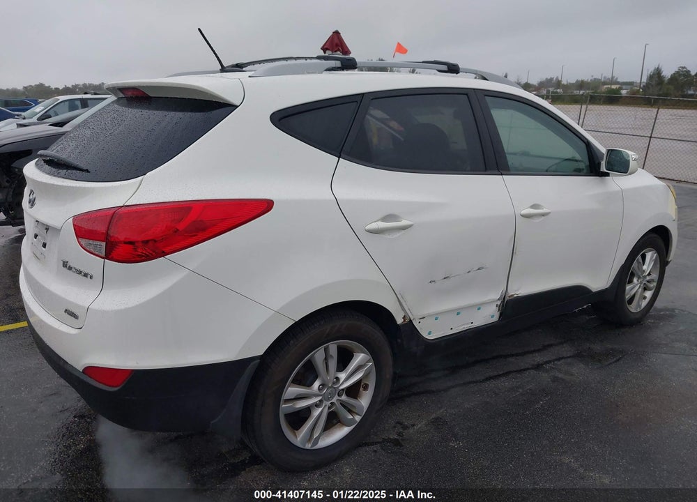 2013 HYUNDAI TUCSON GLS VIN: KM8JUCAC3DU672650