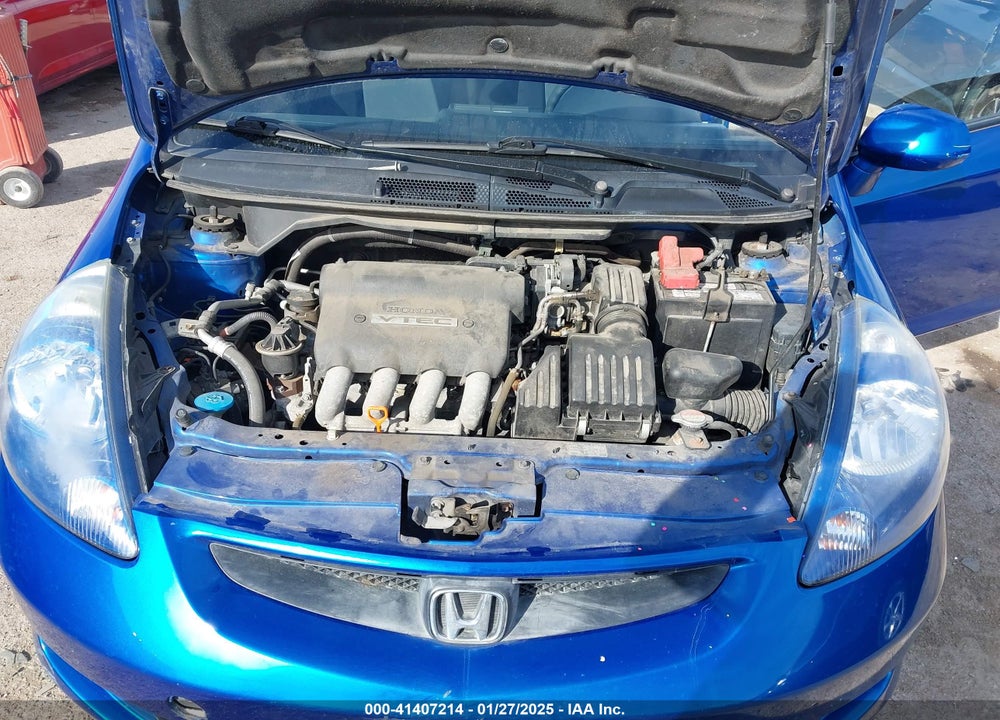 2007 HONDA FIT VIN: JHMGD38437S044888
