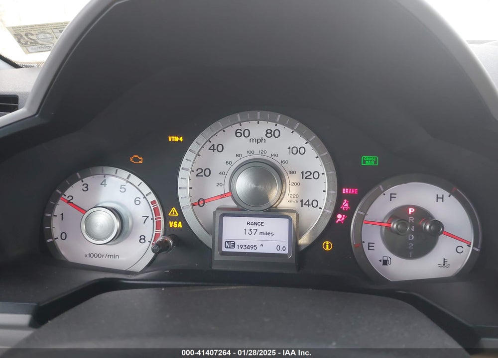 2011 HONDA PILOT TOURING VIN: 5FNYF4H96BB105979
