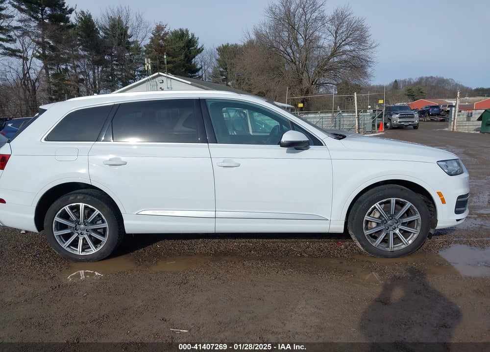 2018 AUDI Q7 3.0T PREMIUM VIN: WA1VAAF78JD039663