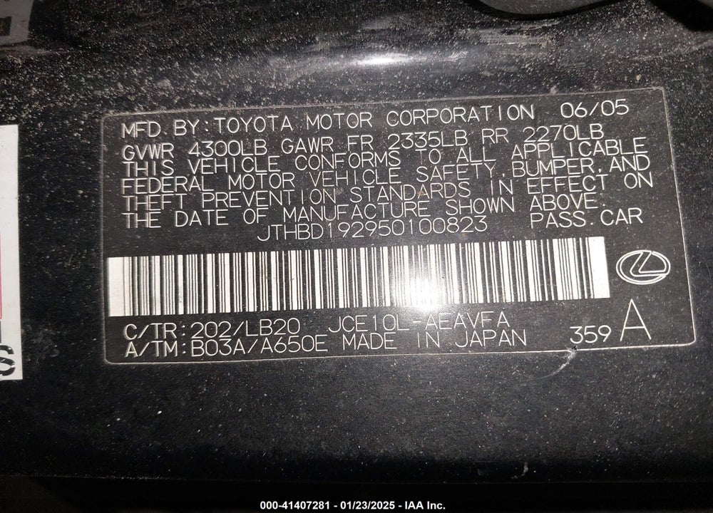 2005 LEXUS IS 300 VIN: JTHBD192950100823