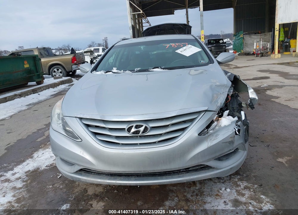 2013 HYUNDAI SONATA GLS VIN: 5NPEB4AC2DH517857