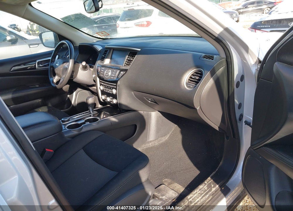 2018 NISSAN PATHFINDER SV VIN: 5N1DR2MM4JC653488
