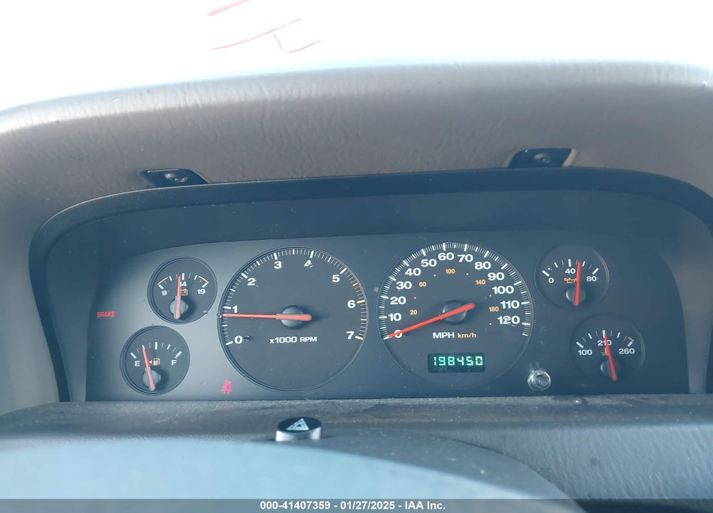 2000 JEEP GRAND CHEROKEE LAREDO VIN: 1J4G248S6YC411039