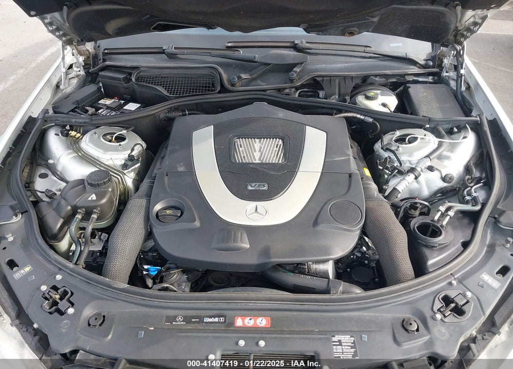 2007 MERCEDES-BENZ S 550 VIN: WDDNG71X07A109896