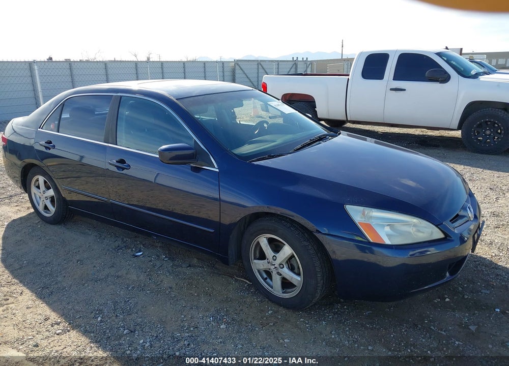 2003 HONDA ACCORD 2.4 EX VIN: JHMCM56653C074946