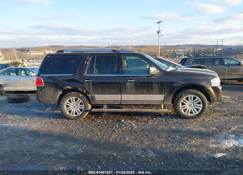 2013 LINCOLN NAVIGATOR VIN: 5LMJJ2J57DEL09392