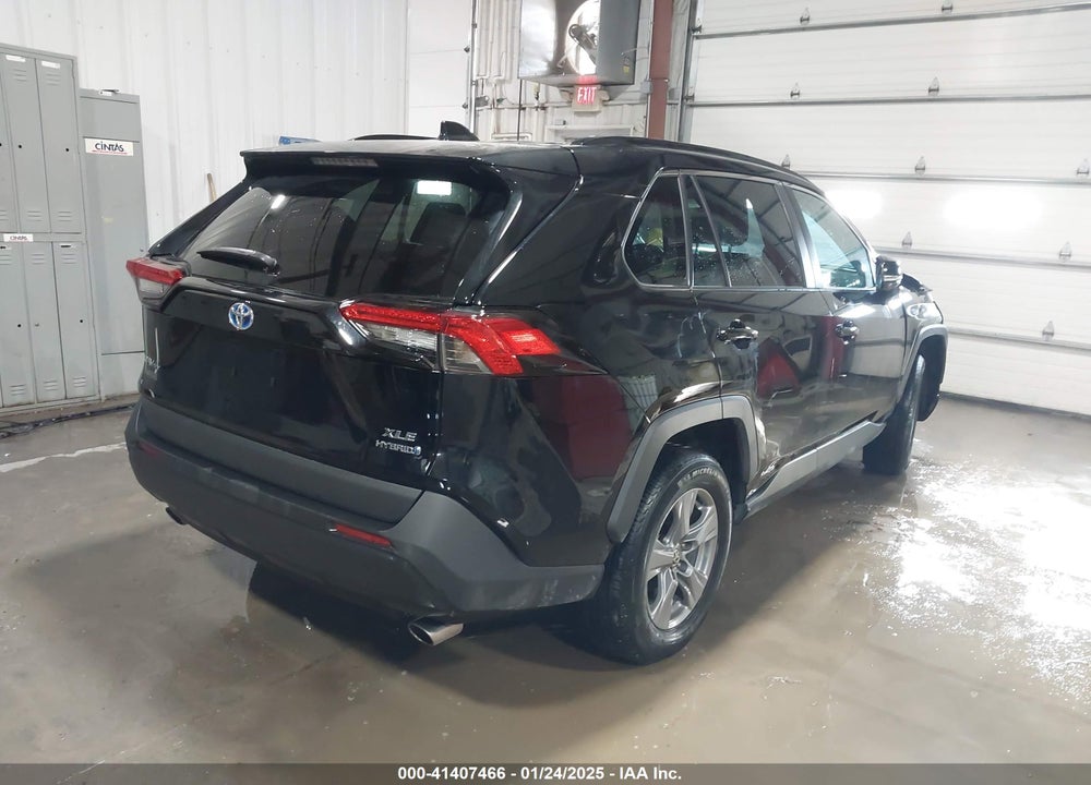 2022 TOYOTA RAV4 HYBRID XLE VIN: 4T3RWRFV0NU056648