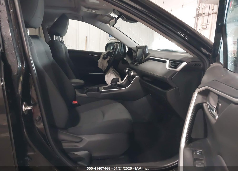 2022 TOYOTA RAV4 HYBRID XLE VIN: 4T3RWRFV0NU056648