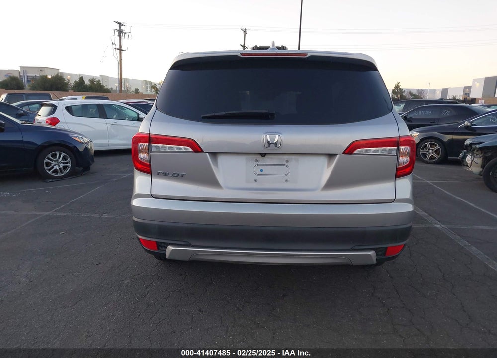 2021 HONDA PILOT 2WD EX VIN: 5FNYF5H3XMB017747