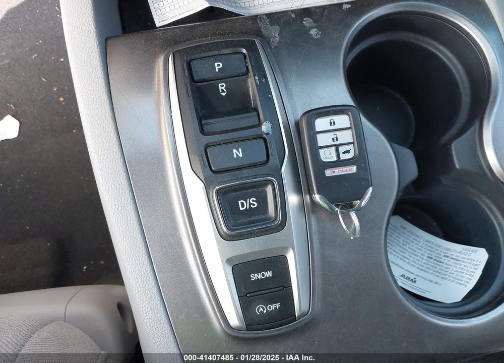 2021 HONDA PILOT 2WD EX VIN: 5FNYF5H3XMB017747