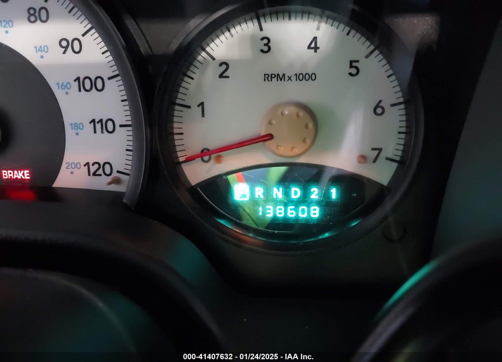 2007 DODGE DURANGO SXT VIN: 1D8HB38P07F565597