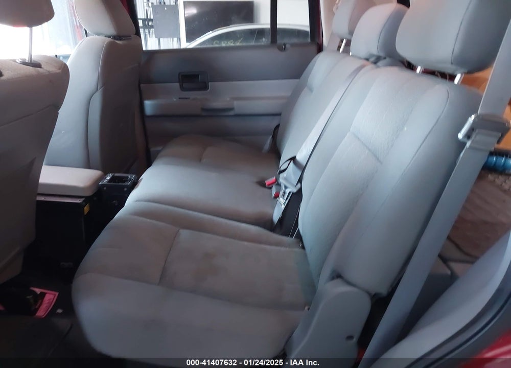 2007 DODGE DURANGO SXT VIN: 1D8HB38P07F565597