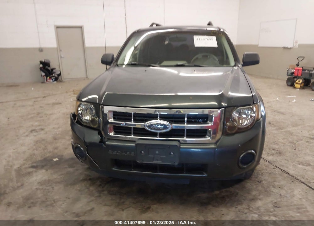 2008 FORD ESCAPE XLS VIN: 1FMCU02Z88KC80632