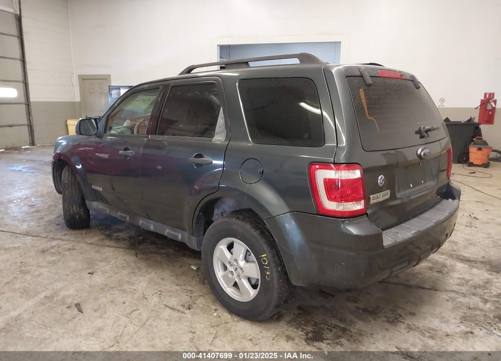 2008 FORD ESCAPE XLS VIN: 1FMCU02Z88KC80632