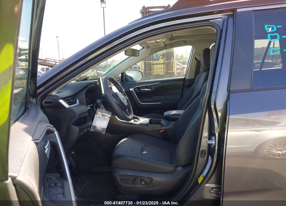 2024 TOYOTA RAV4 HYBRID XLE VIN: 2T3RWRFV4RW203706