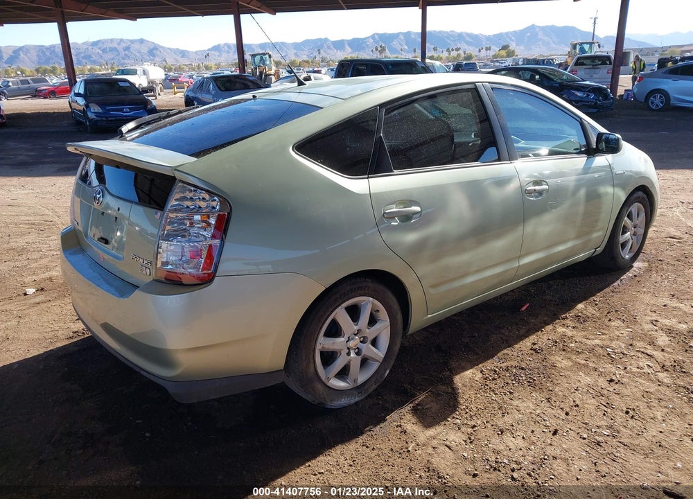 2008 TOYOTA PRIUS TOURING VIN: JTDKB20U287751010