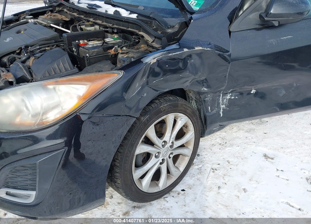 2011 MAZDA 3 VIN: JM1BL1W66B1390195