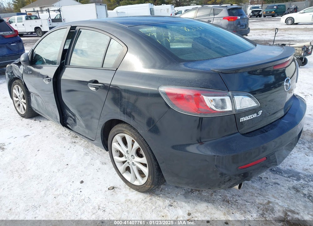 2011 MAZDA 3 VIN: JM1BL1W66B1390195