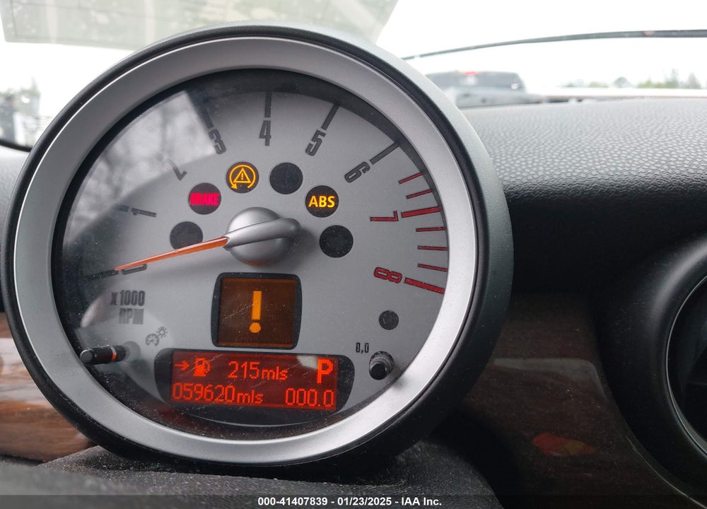 2008 MINI COOPER VIN: WMWMF33548TT60503