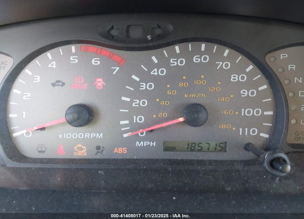 2001 TOYOTA SEQUOIA VIN: 5TDZT38A81S050642