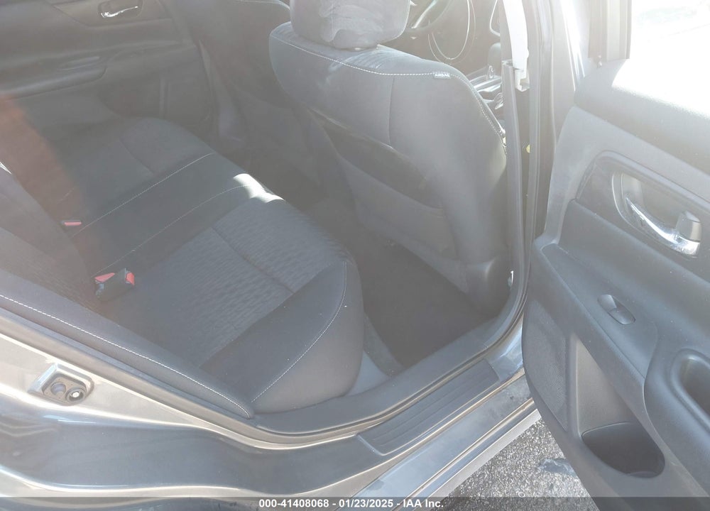 2017 NISSAN ALTIMA VIN: 1N4AL3APXHN341645