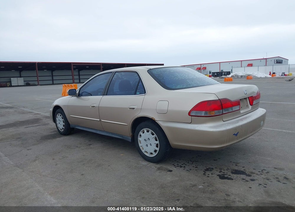 2002 HONDA ACCORD 2.3 LX VIN: 3HGCG56472G703238