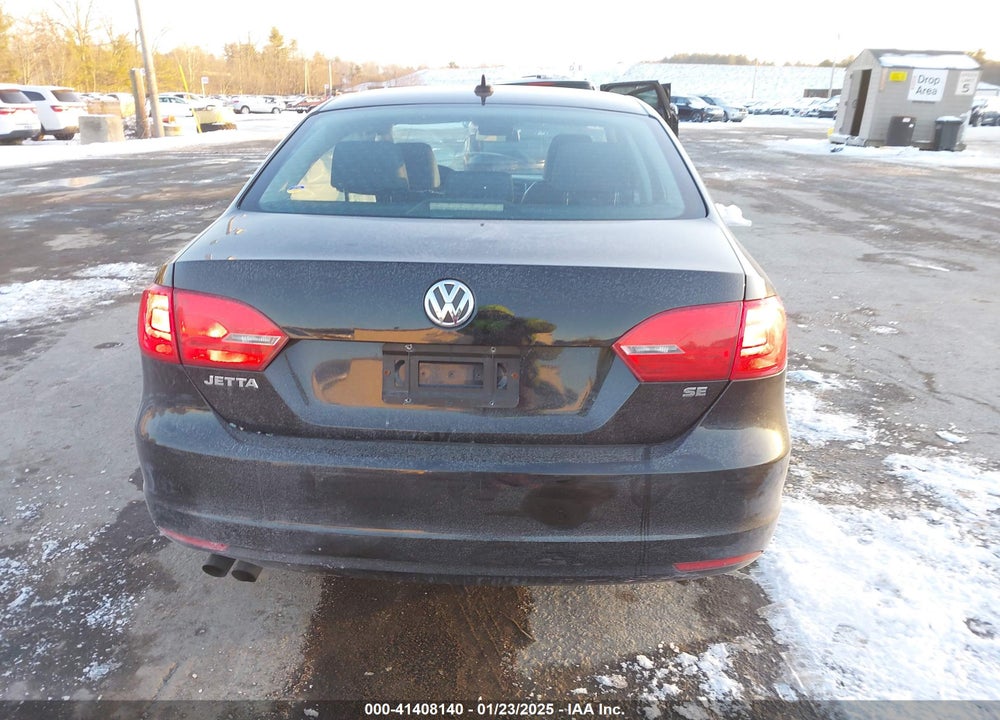 2014 VOLKSWAGEN JETTA VIN: 3VWD17AJ8EM293890