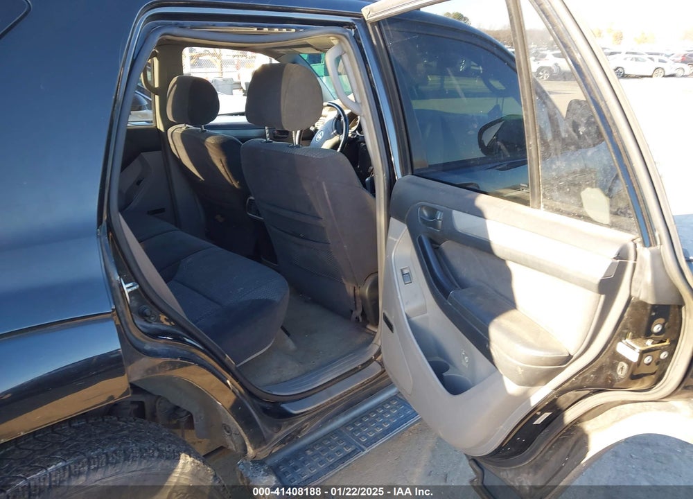 2005 TOYOTA 4RUNNER SR5 SPORT V8 VIN: JTEBT14R250047905