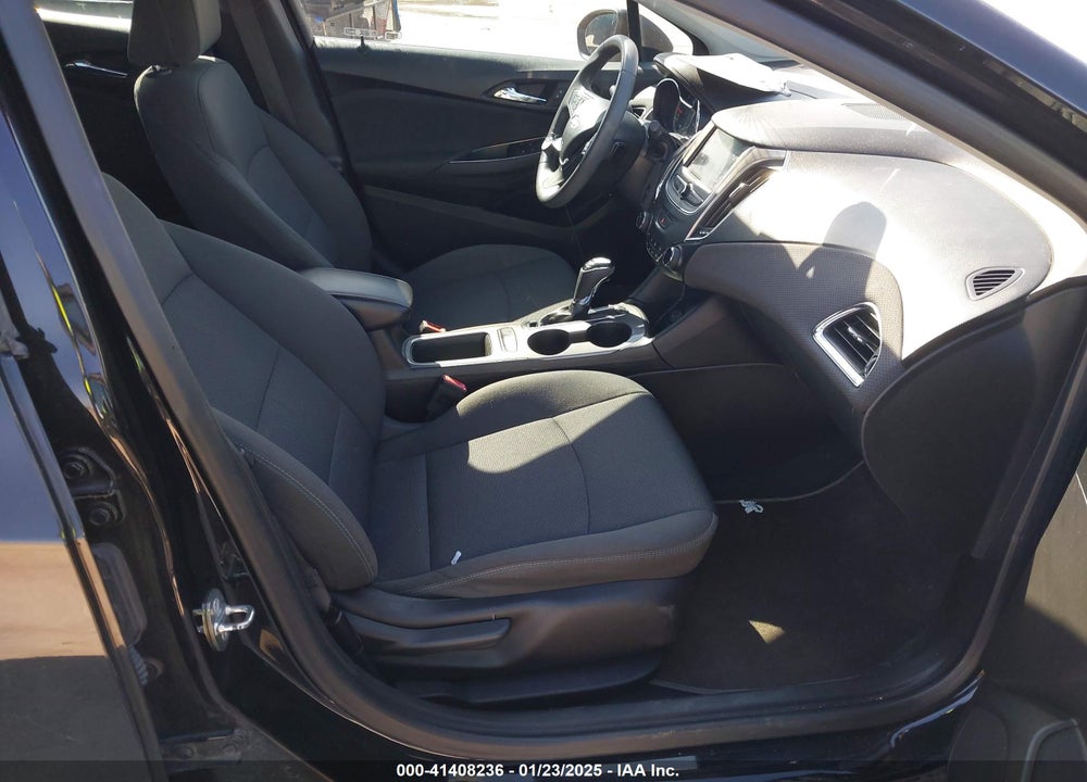2019 CHEVROLET CRUZE VIN: 1G1BE5SMXK7112654