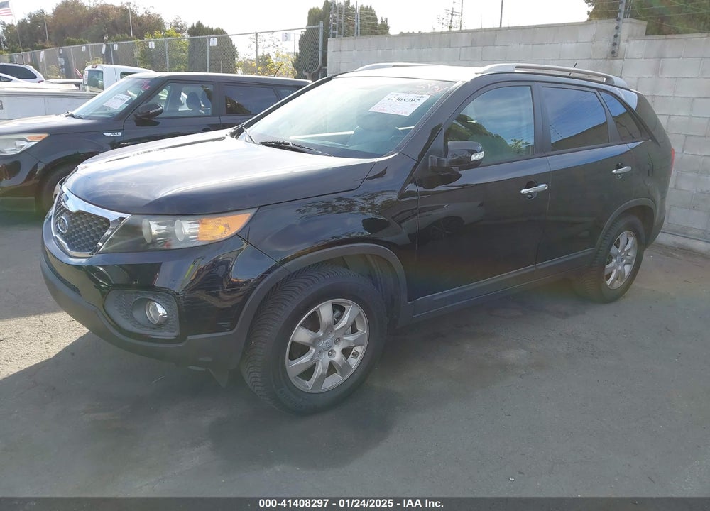2012 KIA SORENTO LX VIN: 5XYKT4A62CG257511