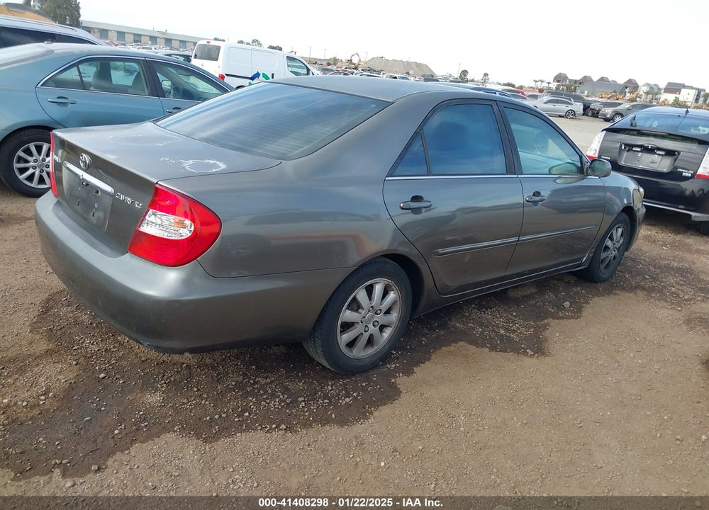 2003 TOYOTA CAMRY XLE VIN: JTDBE32K030180031