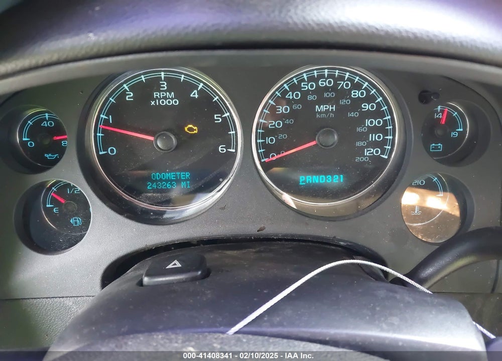 2008 CHEVROLET TAHOE LTZ VIN: 1GNFC13038R271085