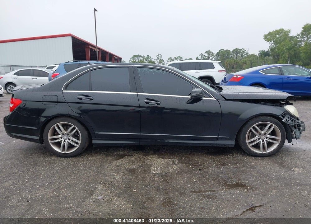 2014 MERCEDES-BENZ C 250 VIN: WDDGF4HB3ER309867