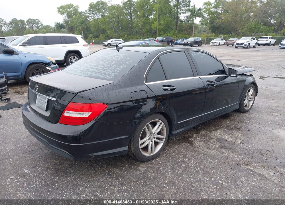 2014 MERCEDES-BENZ C 250 VIN: WDDGF4HB3ER309867