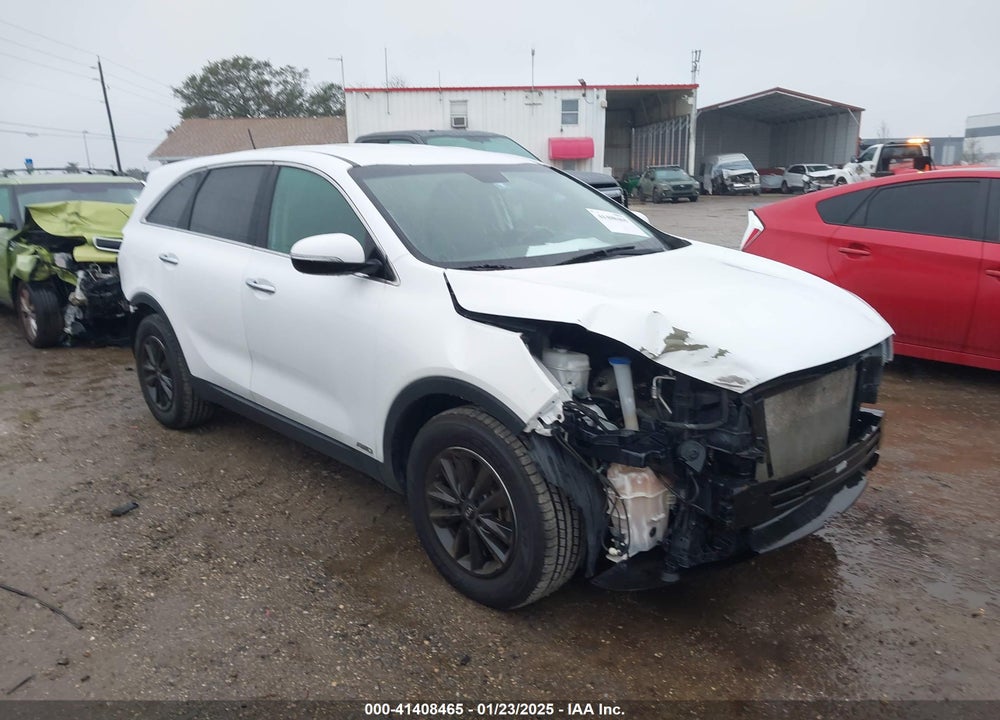 2019 KIA SORENTO 3.3L LX VIN: 5XYPGDA59KG552847