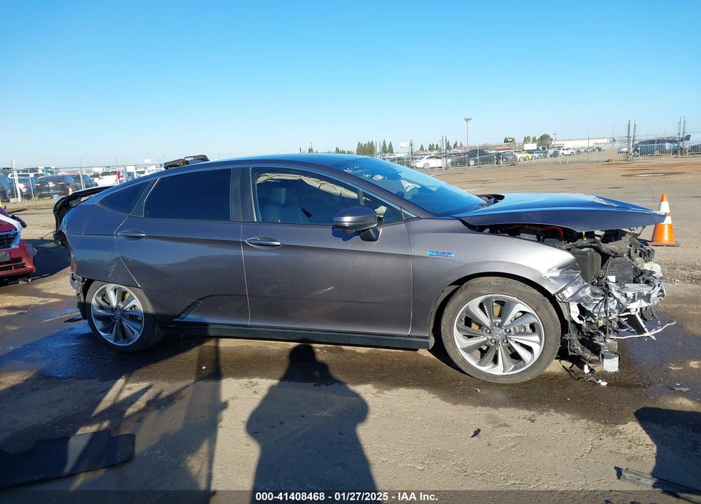 2018 HONDA CLARITY PLUG-IN HYBRID TOURING VIN: JHMZC5F30JC005338