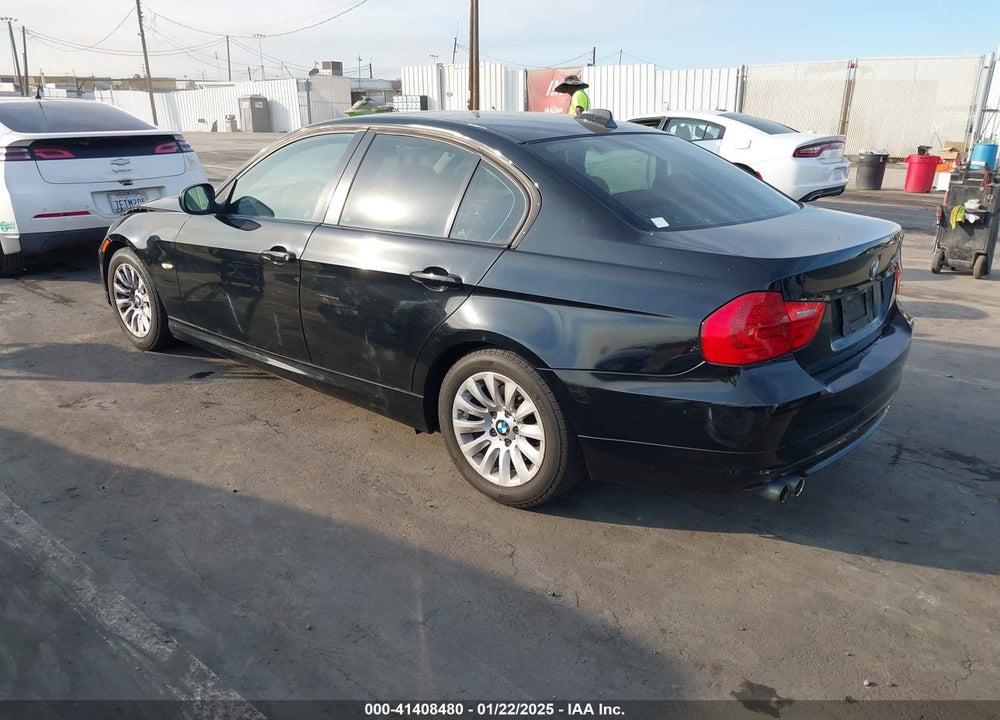2009 BMW 328I VIN: WBAPH57539NL78820