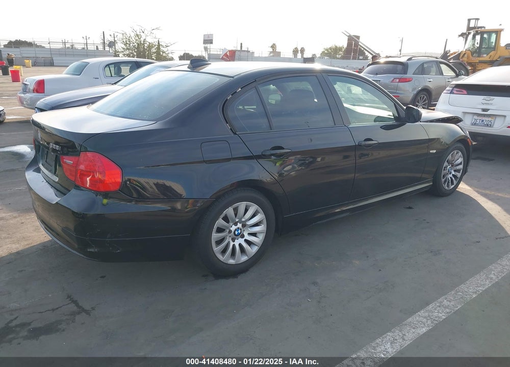 2009 BMW 328I VIN: WBAPH57539NL78820