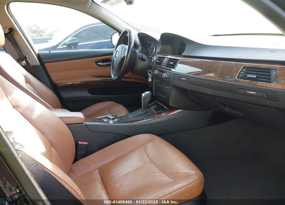 2009 BMW 328I VIN: WBAPH57539NL78820