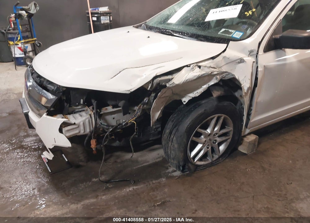 2011 FORD FUSION S VIN: 3FAHP0GA3BR259751